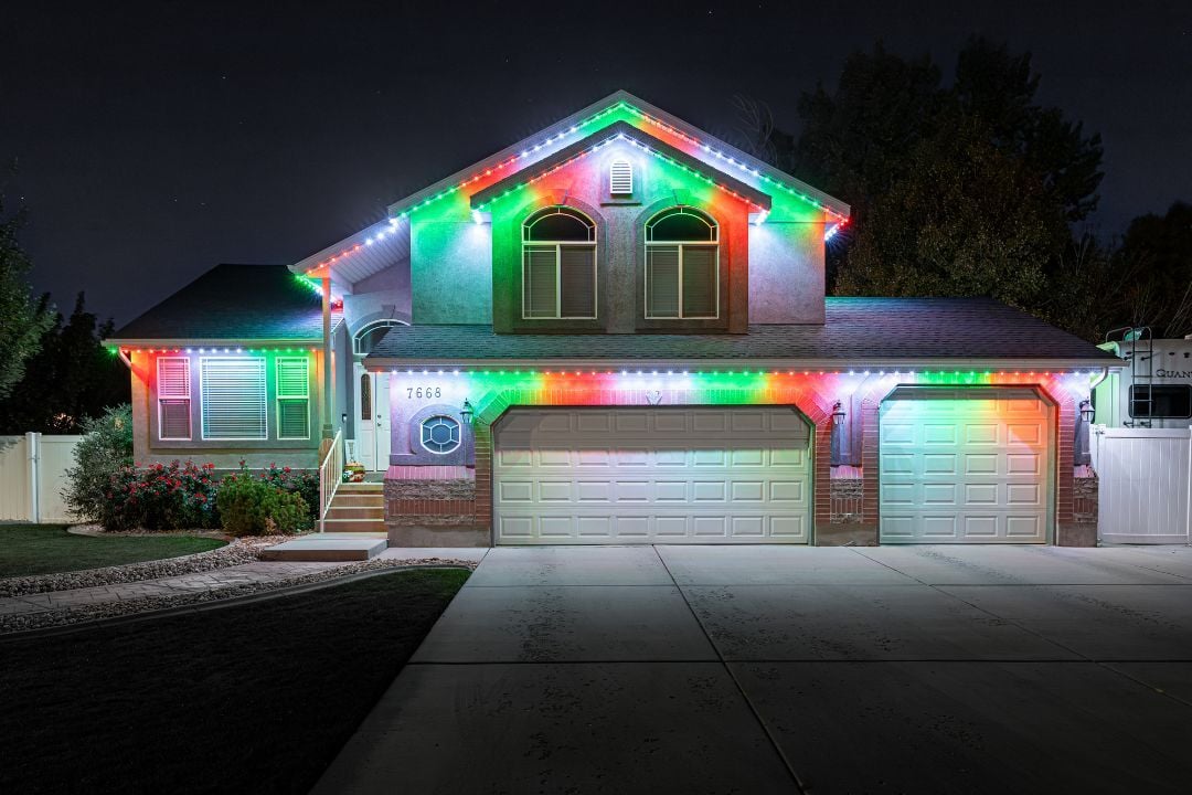 outline-garages-without-harsh-spots (1)