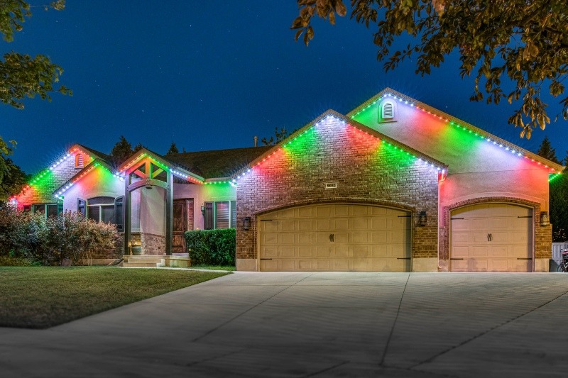 Led lights outlet house