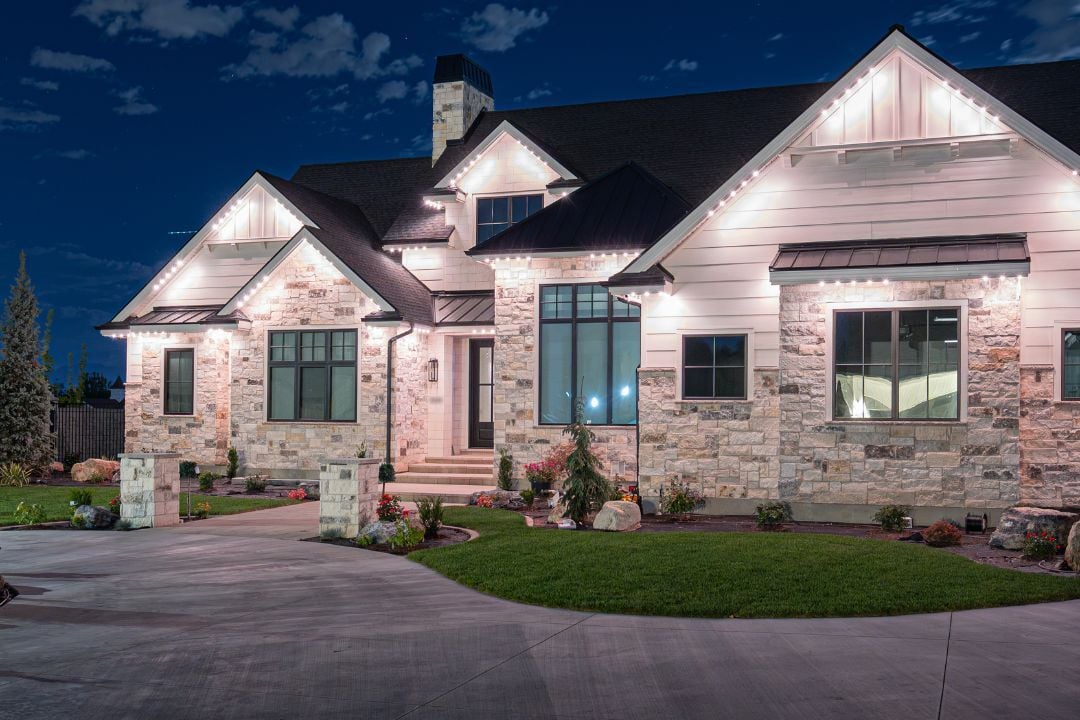 warm-exterior-light-helps-fight-winter-blues