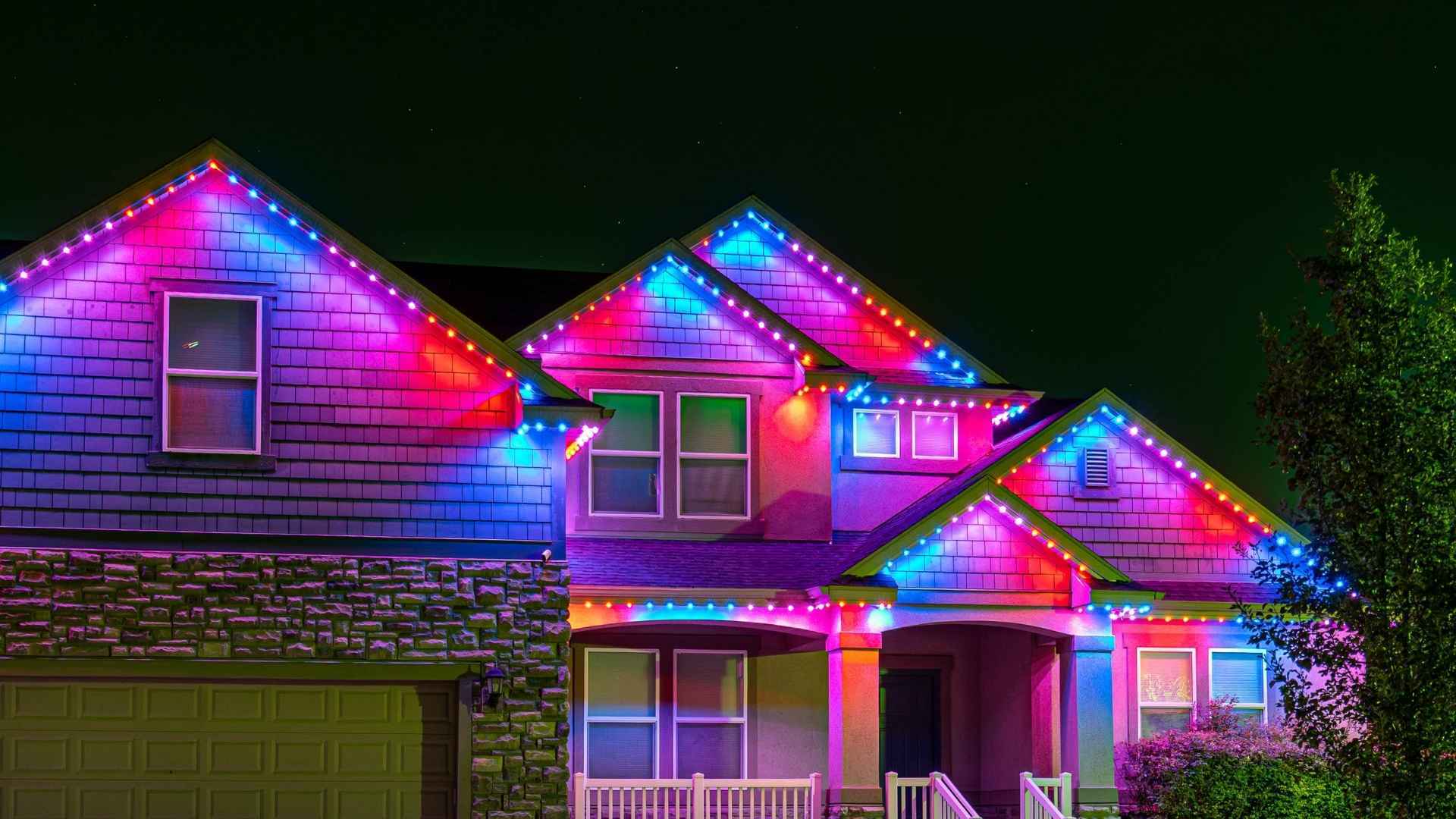 Steep Pitches, Tall Peaks, Odd Angles: Can Every Roofline Be Lit?