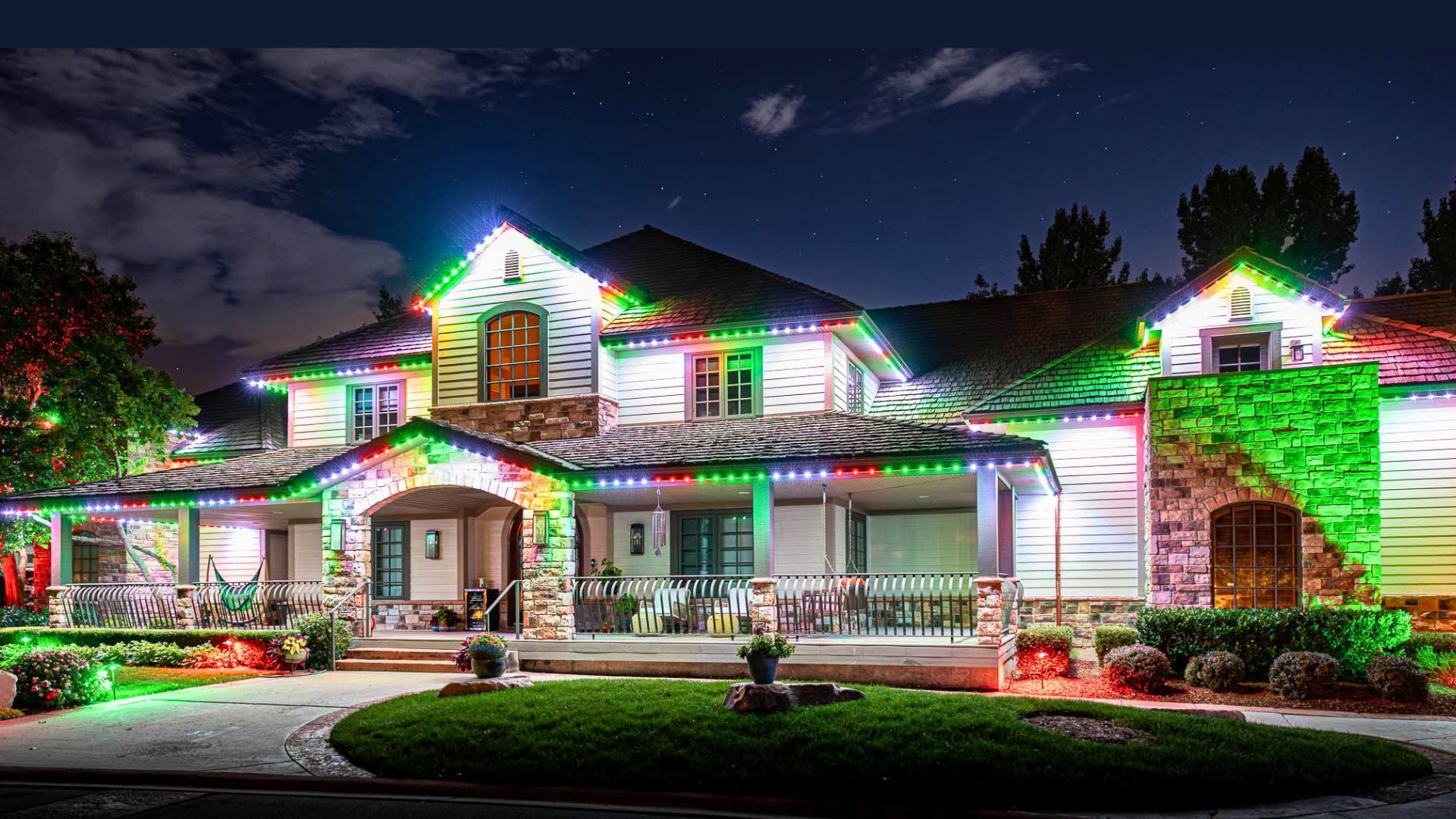 How Many Christmas Lights Do I Need? Footage Calculator by Roofline